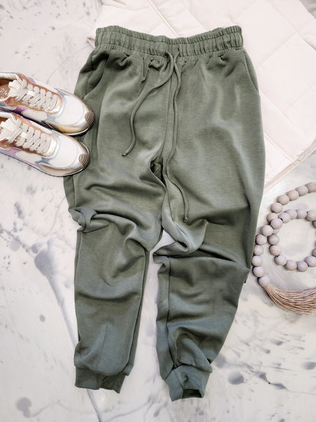 Marshmallow Joggers in Olive