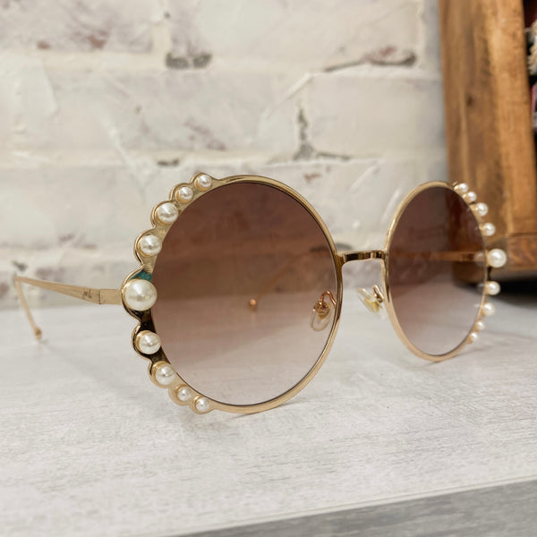 Fierce & Flirty Pearl Sunglasses