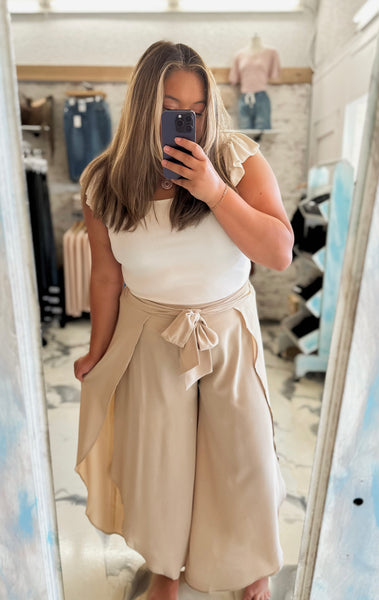 Tulip Hem Wide Leg Pants in Beige