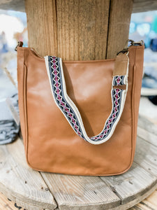 Linda Messenger Bag: Pink & Blue Aztec